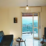 Casa Blu: Refurbished, Amazing View -