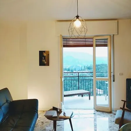 Casa Blu: Refurbished, Amazing View -