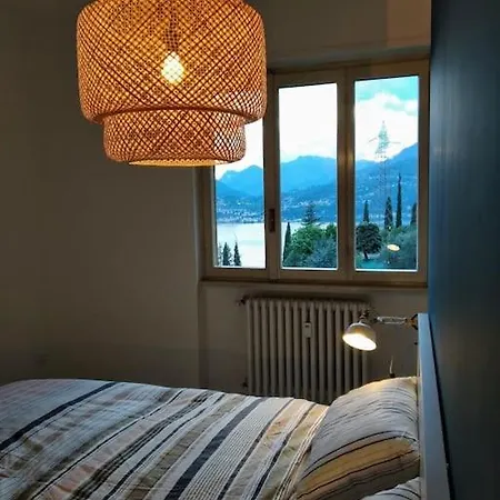 Casa Blu: Refurbished, Amazing View - Perledo